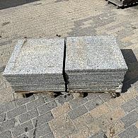 Graniet Grijs 60x60x3cm gevlamd (nog 9 m2)