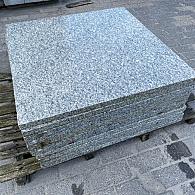 Graniet Grijs 80x80x3cm gevlamd (nog 7,04 m2)