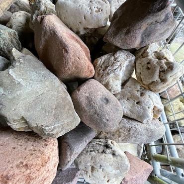 Maaskeien bont 100-300mm gaasbox  (900kg)