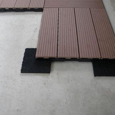 Tegeldrager(rubber) 15x15x1 cm zwart