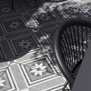 GeoCeramica® 60x60x4cm Concreet Flower decorate (restpartij)