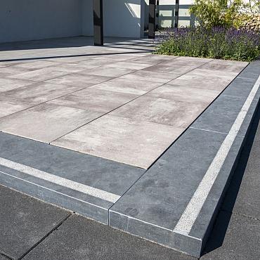 Traptrede blue moon antislip 15x35x100cm gezoet met facet + antislipstrook