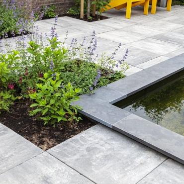 Hoek blue moon honed linea 50/30x50x3cm gezoet met facet