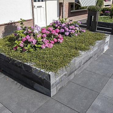 Linea block black 15x15x60cm