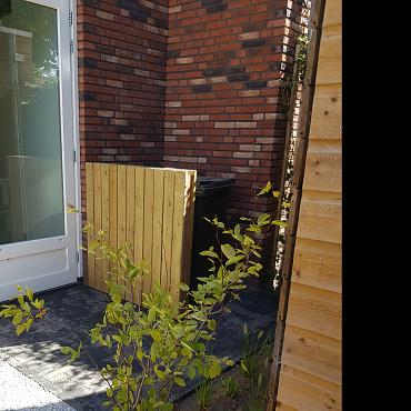 Rigidline 100 x 2200 mm. Corten incl. 3 platte grondpennen en verbindingsplaat